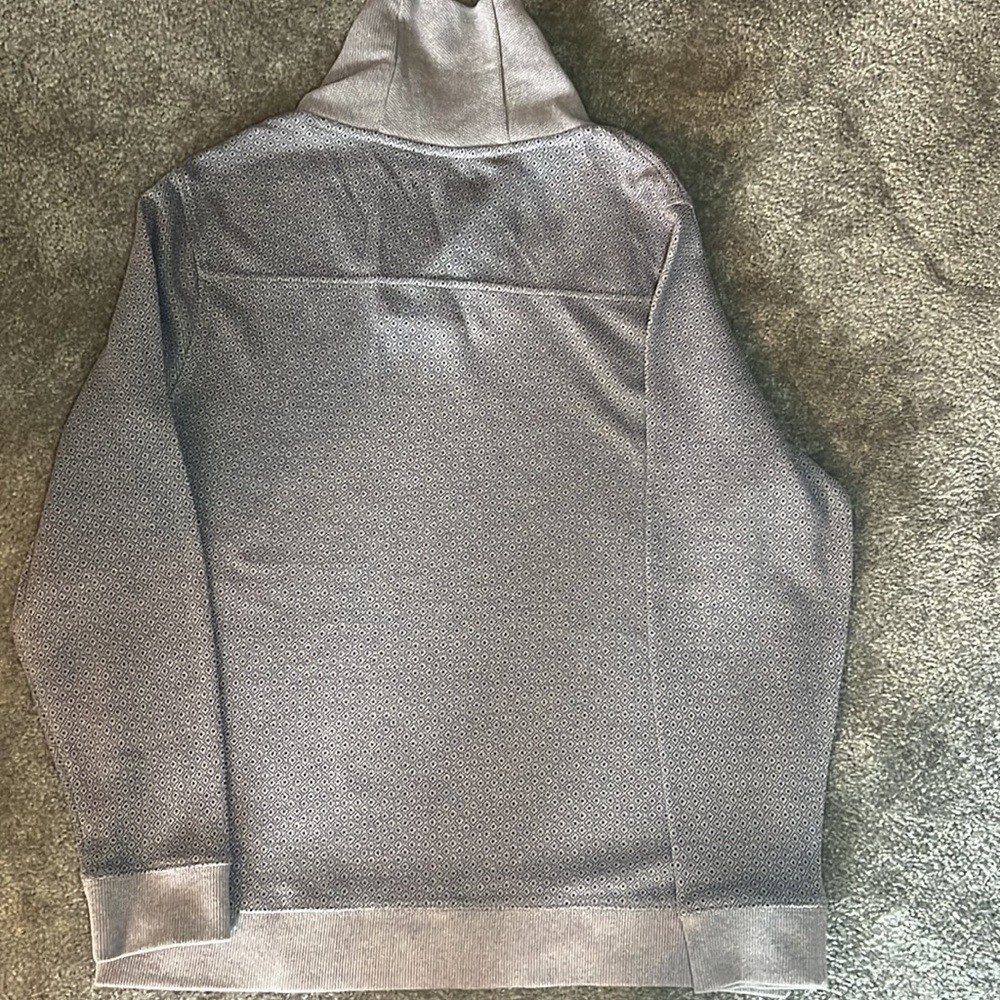 Sweater - Picture 2 of 5